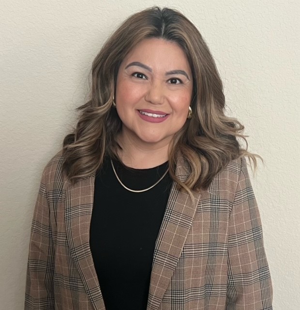 CES Principal Elizabeth Lara CES Principal Elizabeth Lara