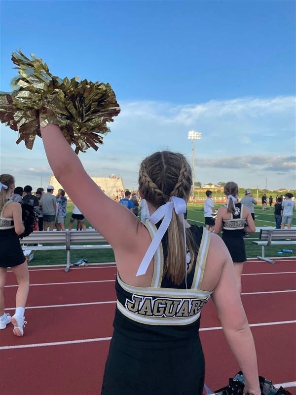 Mack cheers on the Jags